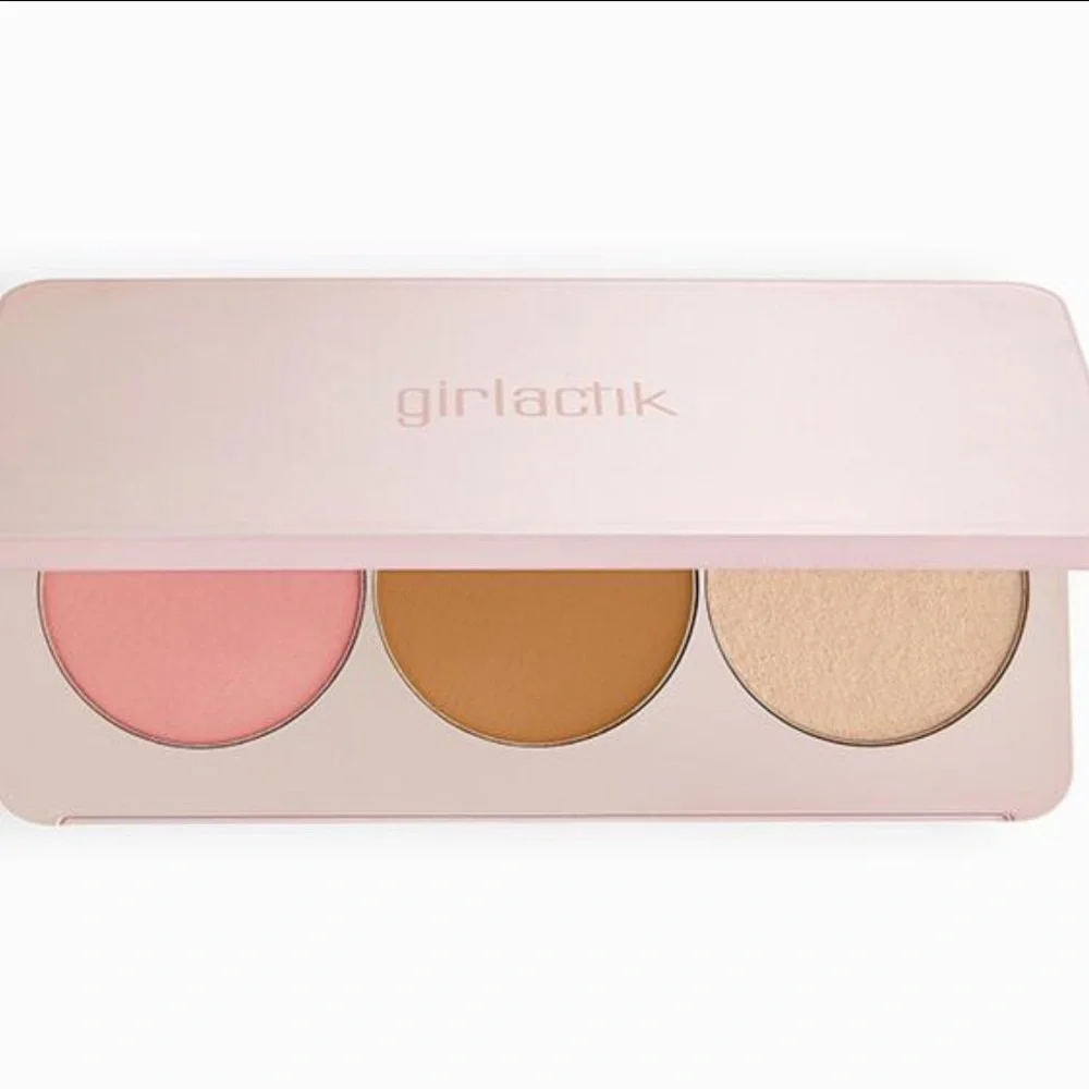 ✨ Girlactik Bronzer + Blush + Highlighter Palette ✨ 3-in-1 Face Trio ($36 Value)